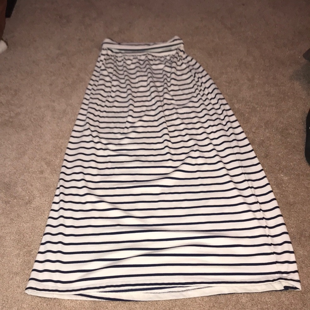 Women’s skirt